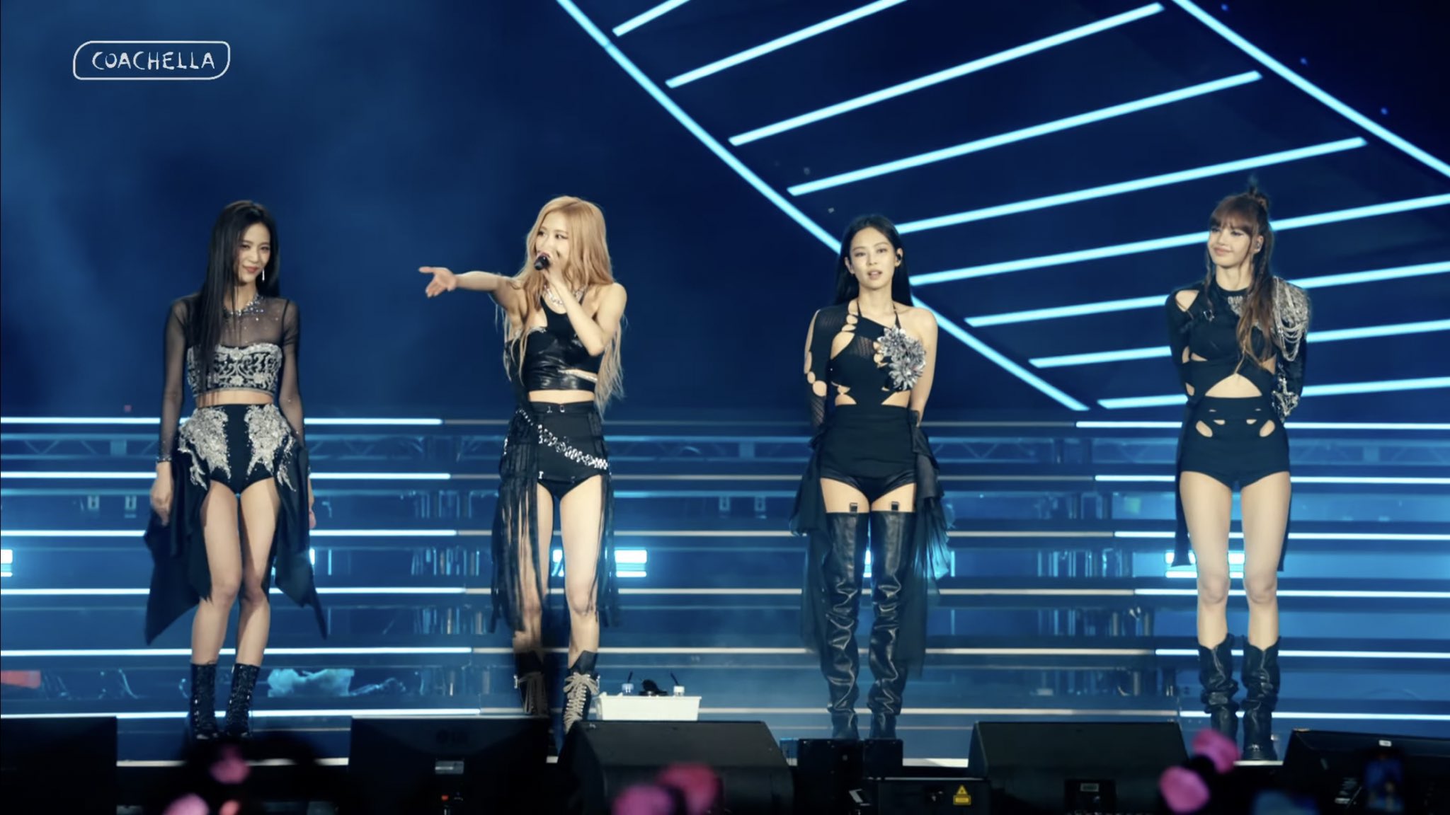 Blackpink em apresentação no Coachella. Imagem: Youtube / Coachella.