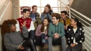 Olivia Rodrigo e colegas de elenco em imagem promocional. Imagem: Divulgação.