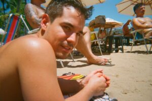 Bruno Gadiol em imagem promocional. Imagem: Divulgação.