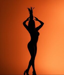 Karol G em foto publicada em suas redes sociais. Imagem: Instagram.