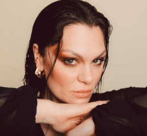 Jessie J para o jornal The Times. Imagem: Ashley Osborn.