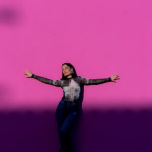 Jessie J em foto divulgada em suas redes sociais. Imagem: Instagram.