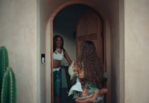 Ludmilla no videoclipe de "CAM GIRL". Imagem: Instagram.