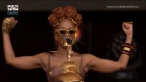 Karol Conka se apresentando no The Town. Imagem: Multishow.