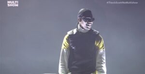 Travis Scott durante sua apresentação no The Town. Imagem: Reprodução.