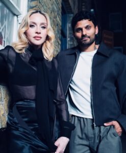 Madonna e Jay Shetty em foto promocional para o podcast "On Purpose". Imagem: Instagram.