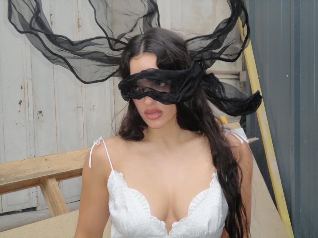 Rosalia "LUX" Imagem: Divulgação.