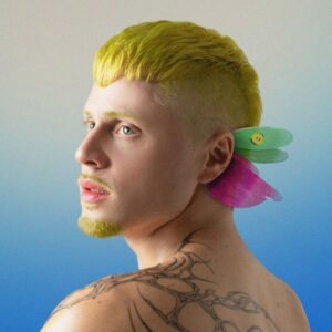 Davi Sabbag em capa de álbum "ÅNJO MAÜ". Imagem: Divulgação.