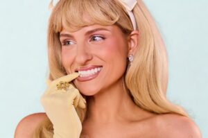 Meghan Trainor em foto promocional para o single "Still Don't Care". Imagem: Divulgação.