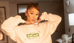Ariana Grande em foto publicada em suas redes sociais. Imagem: Instagram.