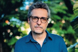 Kleber Mendonça Filho em foto promocional. Imagem: Victor Juca/Divulgação.