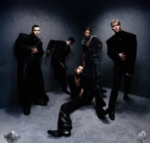 Capa oficial do single "Kawasaki". Imagem: Divulgação.