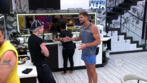 Juliano Floss e Jonas Sulzbach discutem no BBB 26. Imagem: Globo/Reprodução.