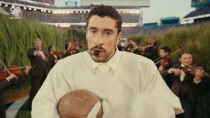 Bad Bunny foi a grande atração do Super Bowl 2026. Imagem: GE TV/Reprodução.