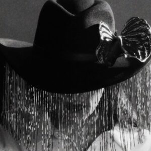 Capa oficial do single "Ride". Imagem: Divulgação.