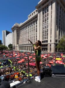 Ludmilla em vídeo publicado nas redes sociais. Imagem: Internet.