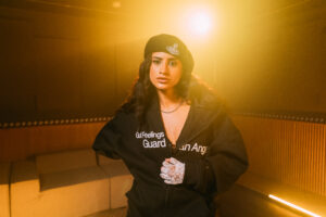 DAY LIMNS em imagem promocional. Imagem: @caslu / divulgação.