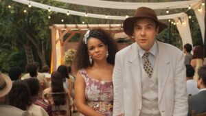 Candinho e Dita no último capítulo de "Êta Mundo Melhor!". Foto: Reprodução/TV Globo.