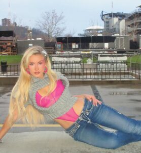 Zara Larsson em publicação recente nas redes sociais. Imagem: Reprodução/Instagram.