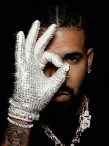 Drake em foto promocional para o álbum "Iceman". Imagem: Divulgação.