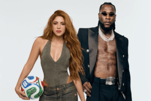 Shakira e Burna Boy em foto promocional para o single "Dai Dai". Imagem: Divulgação.