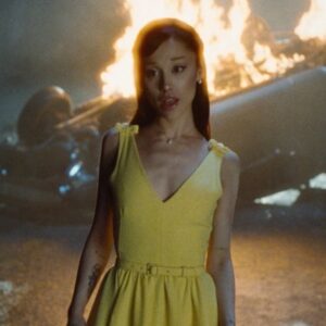 Ariana Grande no clipe de "Hate That I Made You Love Me". Imagem: Reprodução.