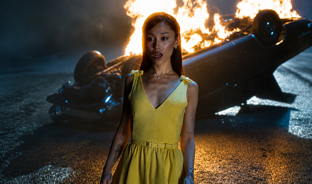 Ariana Grande em videoclipe de "Hate That I Made You Love Me". Imagem: Vevo/Divulgação.