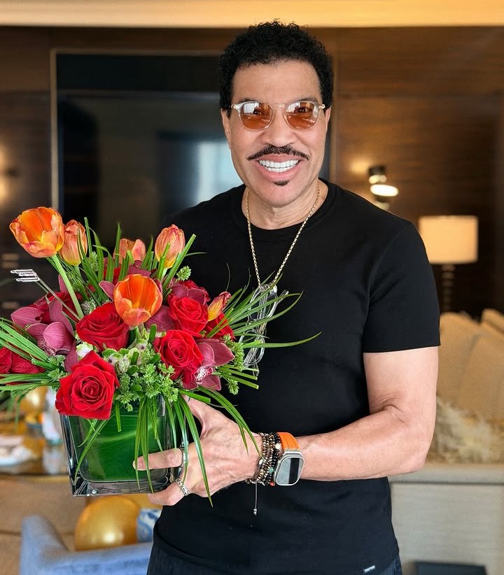 Lionel Richie em imagem compartilhada nas redes sociais. Foto: Reprodução/Instagram.