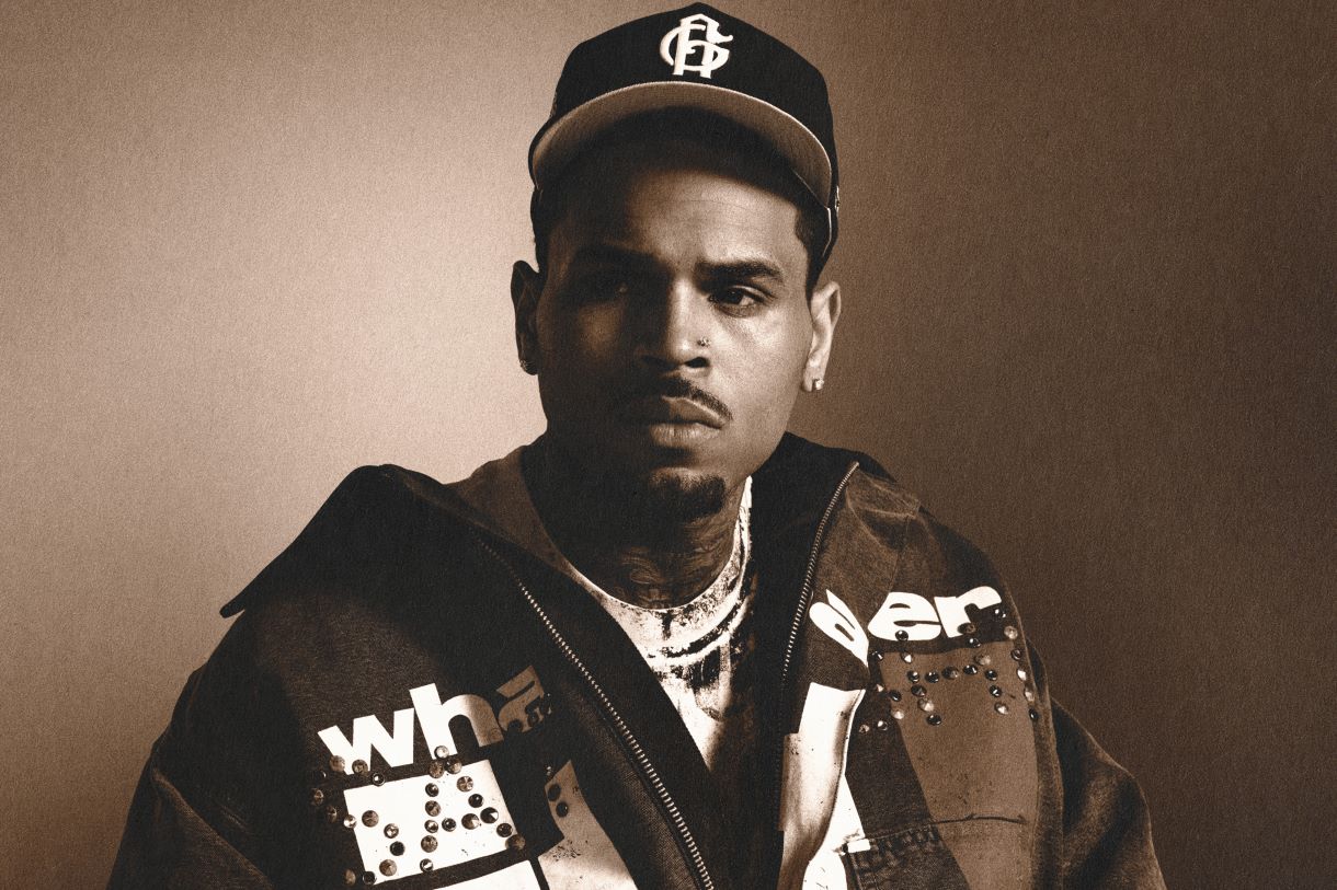 Chris Brown em imagem promocional do álbum "Brown". Foto: Divulgação.
