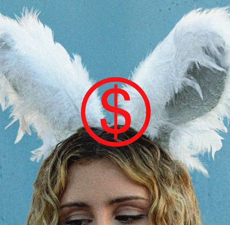 Imagem de divulgação do álbum "WOR$T GIRL IN AMERICA", quarto álbum de estúdio de Slayyyter. Imagem: Reprodução