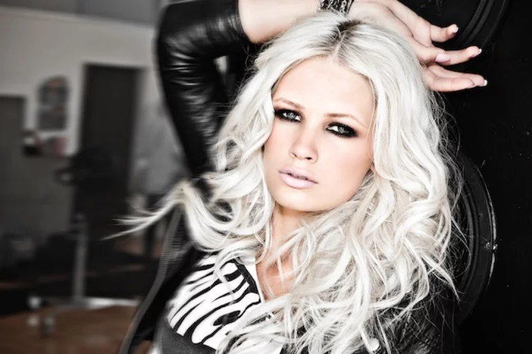 Lauren Bennett em foto promocional. Imagem: Reprodução