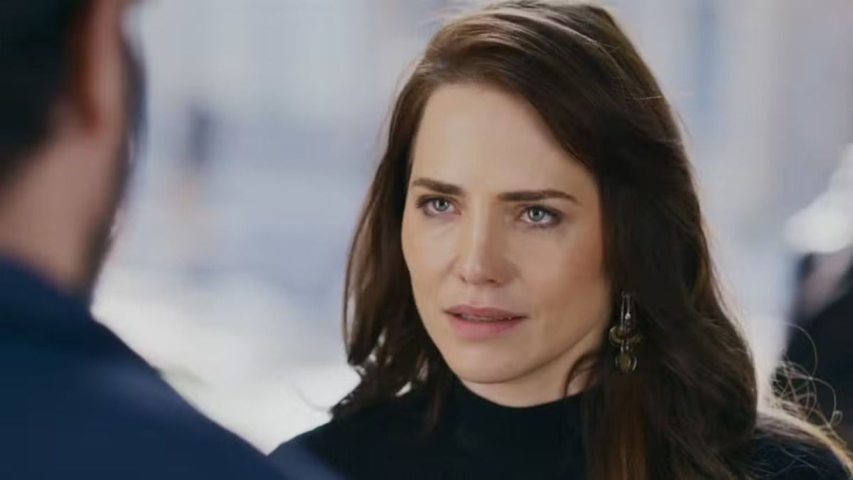 Adriana (Letícia Colin) na nova fase de "Quem Ama Cuida". Foto: Reprodução/Globo.