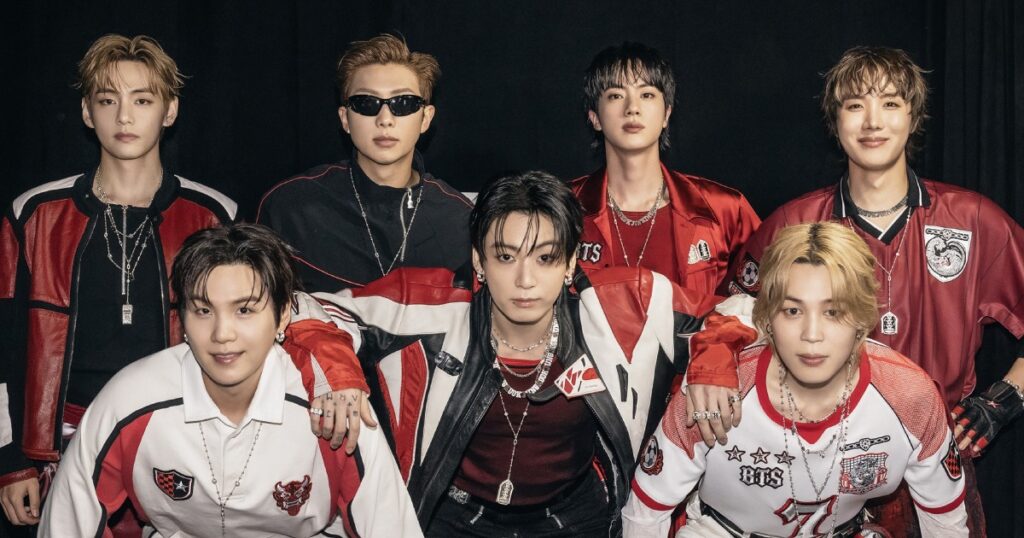 BTS após apresentação na final da Copa do Mundo 2026. Imagem: HYBE