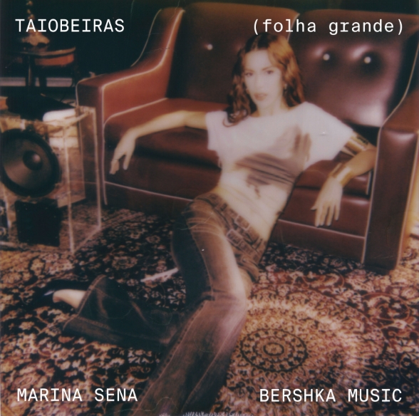 Capa do single em parceria com a BERSHKA, TAIOBEIRAS