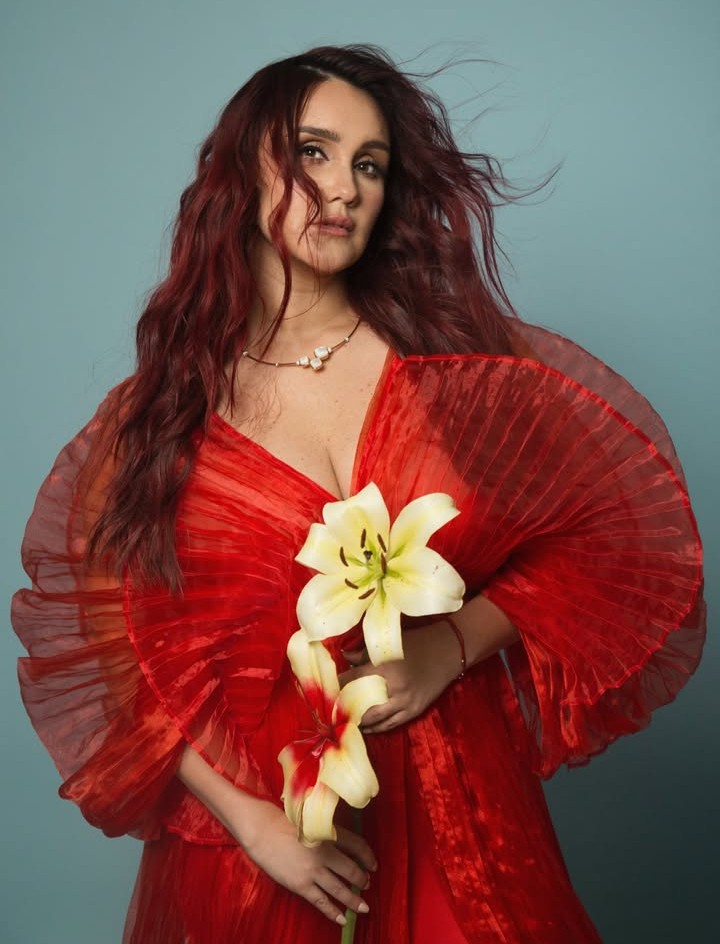 Dulce María em imagem compartilhada em suas redes sociais. Foto: Reprodução/Instagram (@dulcemaria).