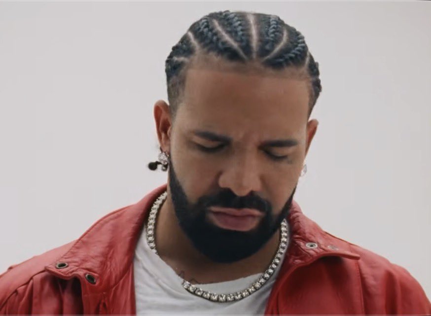 Drake em cena do curta-metragem “FOMO”. Foto: Reprodução/YouTube