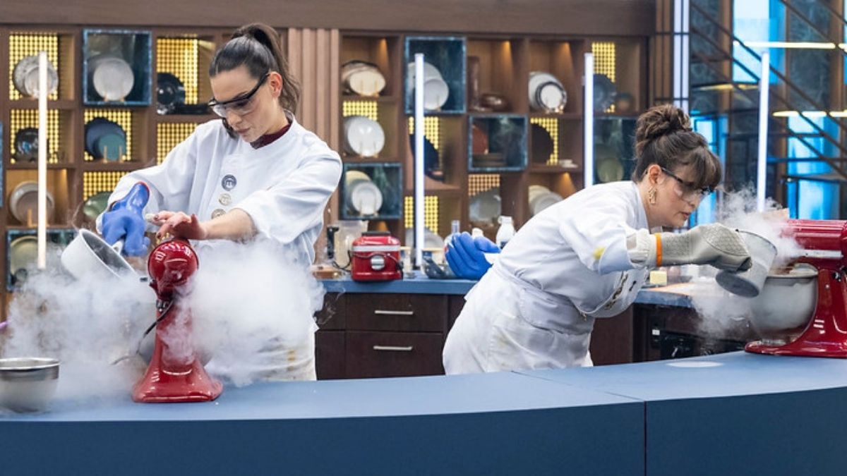 Jéssica e Carla durante a final da 13ª temporada do MasterChef Brasil. Foto: Reprodução/Band