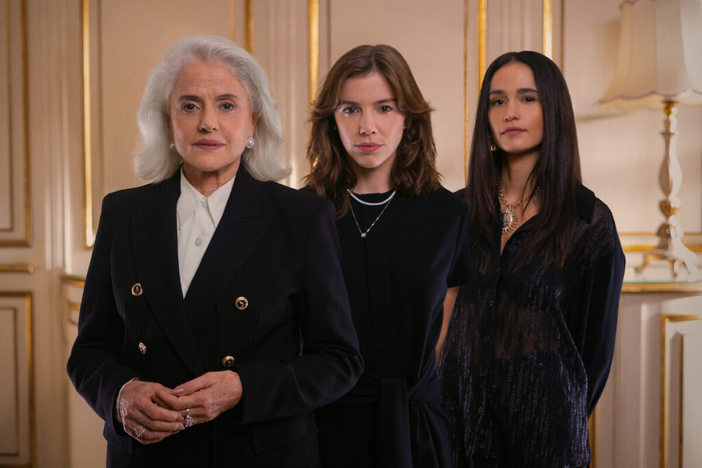 Marieta Severo, Alice Wegmann e Nanda Costta em imagem promocional. Foto: Netflix/Divulgação