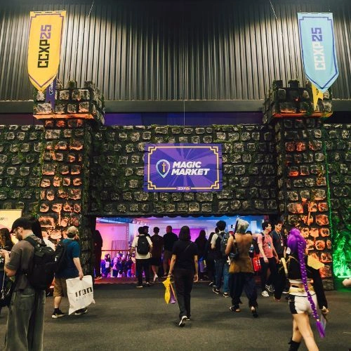 Entrada do Magic Market na CCXP 2025. Foto: Reprodução/ CCXP