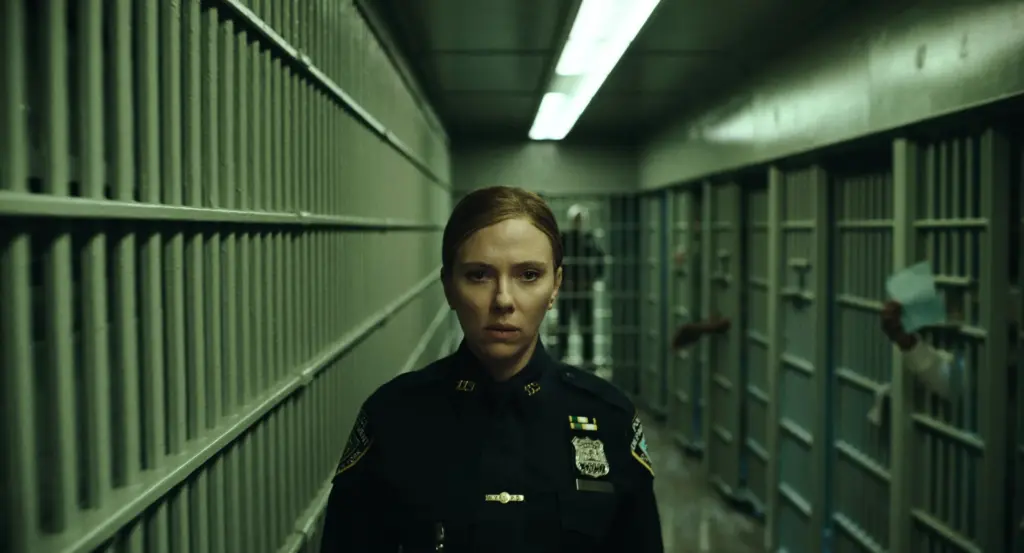 Scarlett Johnansson como Julie Miller em "O Exorcista: Mártires". Imagem: Divulgação