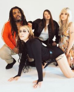 Banda Mannequin Pussy em publicação do Instagram. Imagem: Instagram