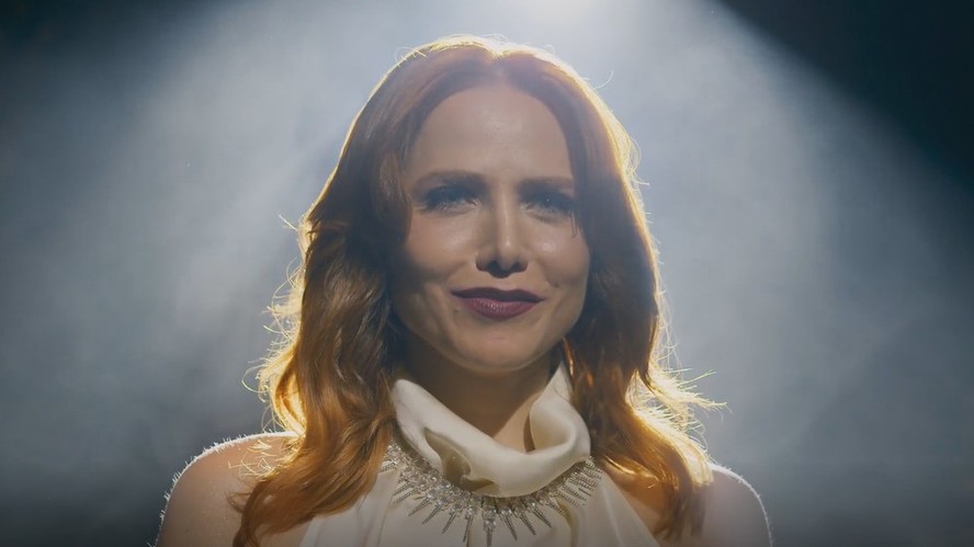 Letícia Colin como Adriana em “Quem Ama Cuida”